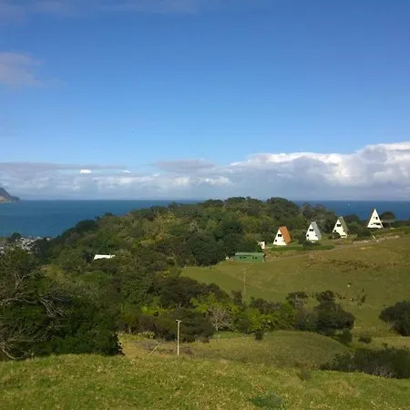 Pohutukawa Coastal Chalets Coromandel Exterior photo