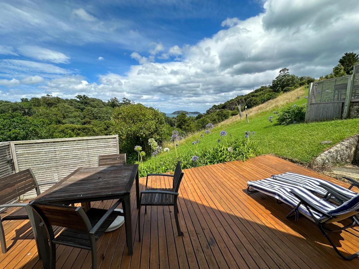 Pohutukawa Coastal Chalet Coromandel